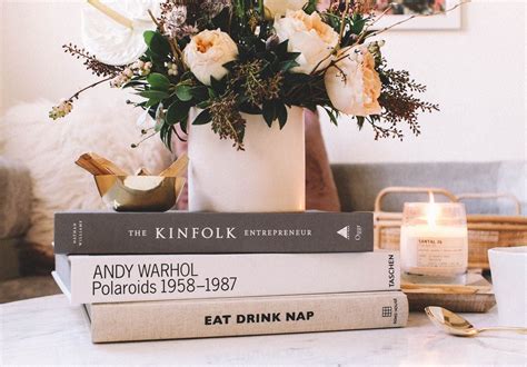 how to style coffee table books